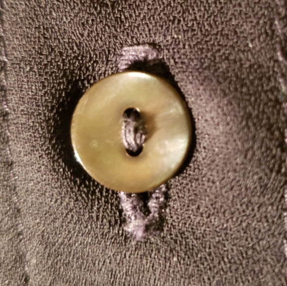 Van Tisse sheer black blouse size medium. Tailored cut. - Picture 4 of 6